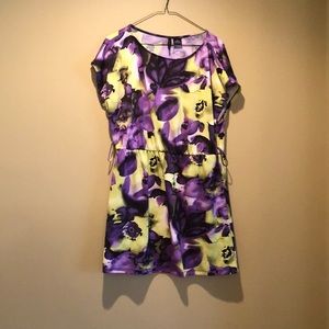 New Directions Size M floral Dress